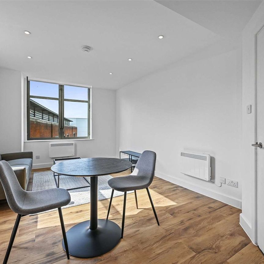 West Smithfield, London, EC1A 9HZ - Photo 1