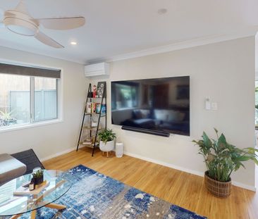 CURRUMBIN WATERS - FAMILY HOME WITH VIEWS & SPACE - Photo 5
