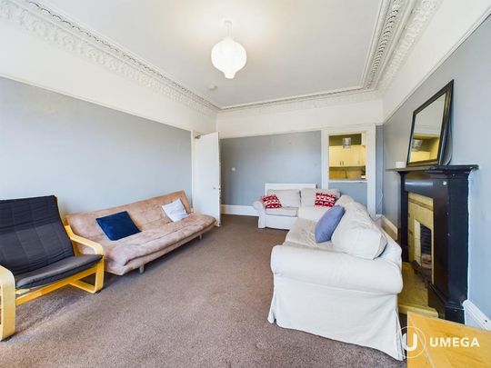 4 bedroom apartment to rent - Photo 1