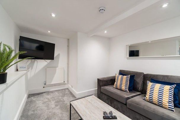 1 bedroom house to rent - Photo 1