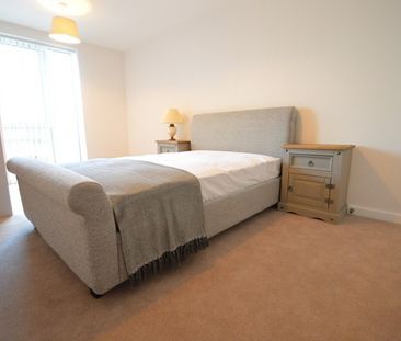 Windsor Road, Slough, Berkshire,SL1 - Photo 2