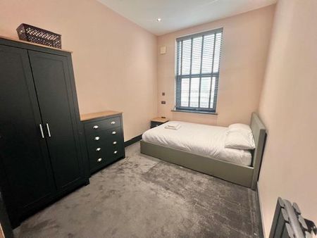 6 bedroom house to rent - Photo 4