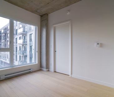 Condo de 2 chambres offert en location semi-meublée ! - Photo 5