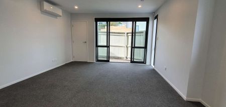 Modern 2 bedroom house with 2 bathrooms - Photo 2