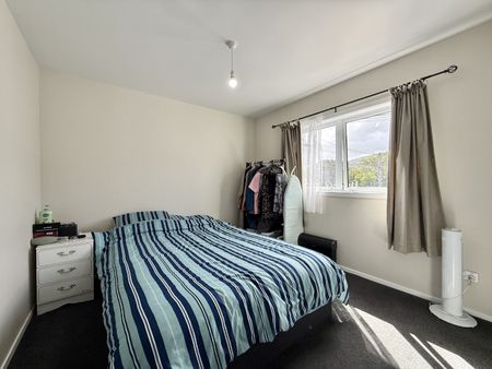 2 Bedroom House in Fairfield - Photo 3