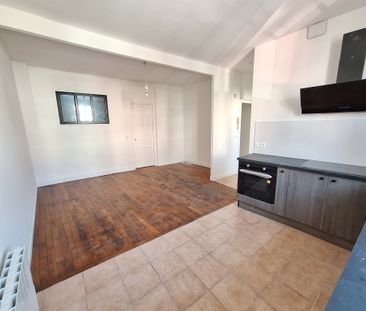 Location Appartement 3 pièces 55m² POISSY 78300 - Photo 3