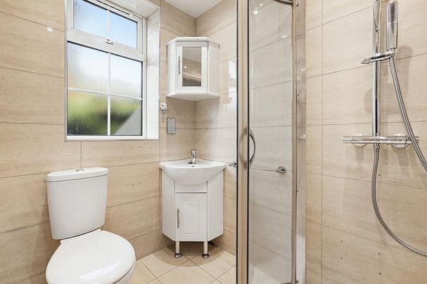 1 bedroom ground floor flat to rent - Photo 1