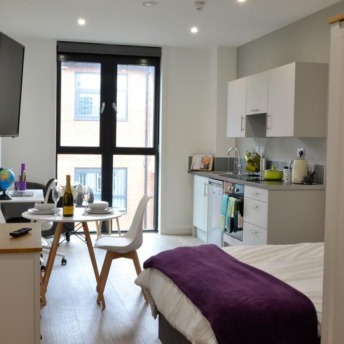 Studio to rent - Photo 1