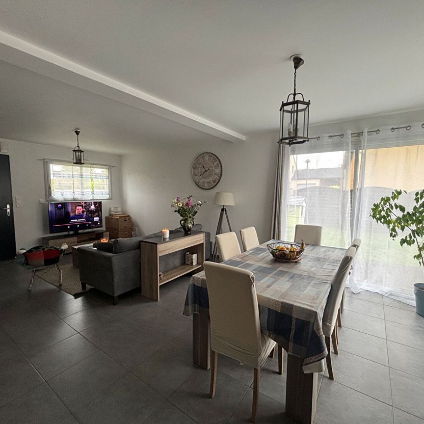 Location Maison 6 pièces 115m² MELESSE 35520 - Photo 1