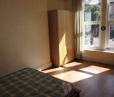 Student Properties to Let - Photo 2