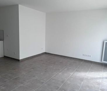 Location Appartement 2 pièces 44m² BRIGNOLES 83170 - Photo 1