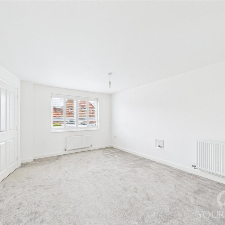 4 bedroom detached house to rent - Photo 1