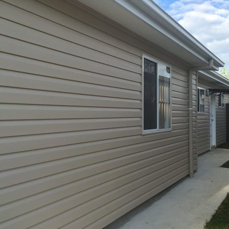 Spacious 2 Bedroom Granny Flat - Photo 4