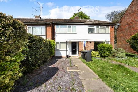 1 bedroom in a house share to rent - Photo 4