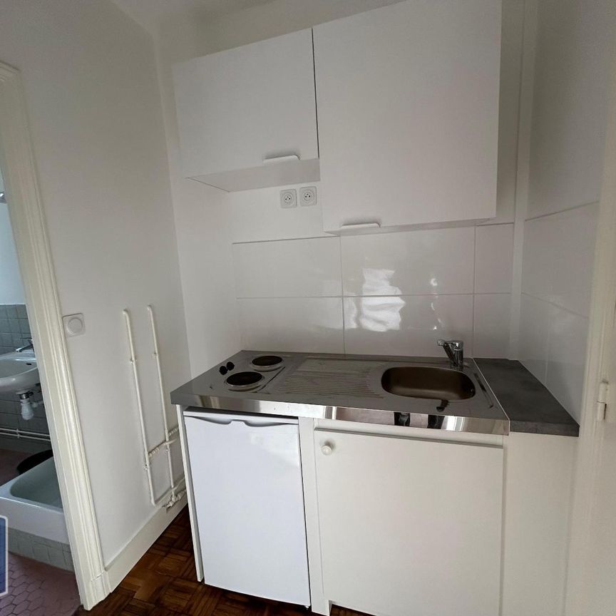 Location Appartement 1 pièce 18m² VERSAILLES 78000 - Photo 1