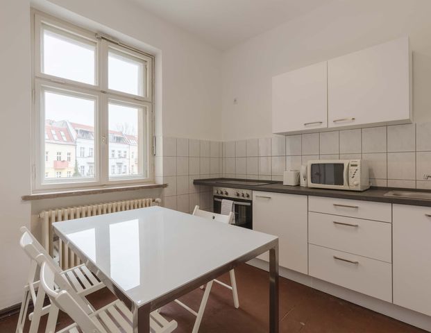 Zimmer in der Grünberger Straße - Photo 1