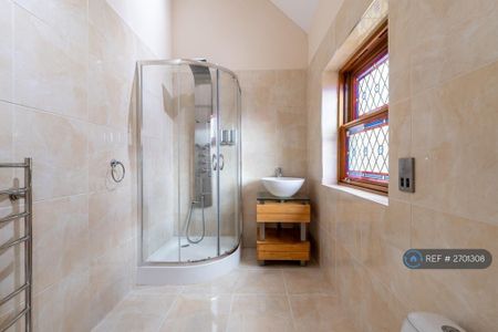 2 bedroom detached house to rent - Photo 5