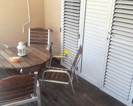 DUPLEX 3 BEDROOMS AND 1 BATHROOM - Photo 2