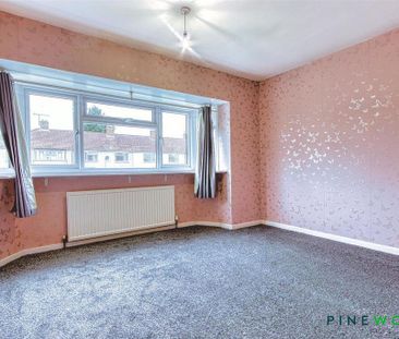4 bedroom end of terrace house to rent - Photo 6