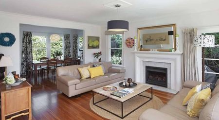 Your private oasis in the heart of it all - Photo 4