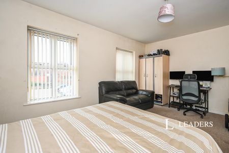 2 bedroom flat to rent - Photo 5