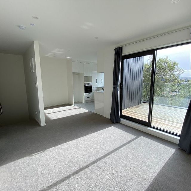 2 Bedroom 2 Bathroom House in Henderson - Photo 1