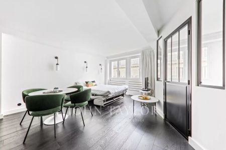 Appartement à louer Paris 8Ème - Madeleine, Paris Rive Droite, France3 000 EUR / Mois - Photo 5