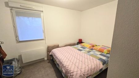 Location Appartement 2 pièces 47m² PECQUENCOURT 59146 - Photo 2