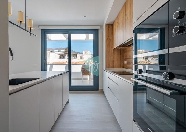 1 room luxury Apartment for rent in Estepona, Spain