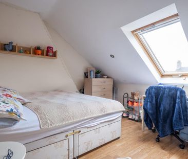 6 bedroom semi-detached house to rent - Photo 4