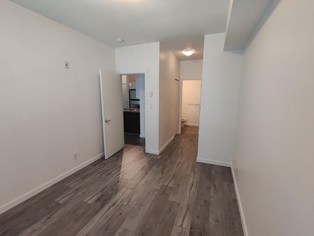 Quattro 1. Spacious Two Bedroom with Parking and Storage - Photo 4
