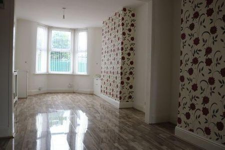 3 bedroom terraced house to rent - Photo 5