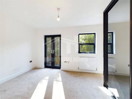 3 bedroom terraced house to rent - Photo 3