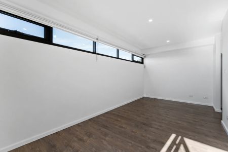 Unit 403/139 Chetwynd Street, North Melbourne. - Photo 3