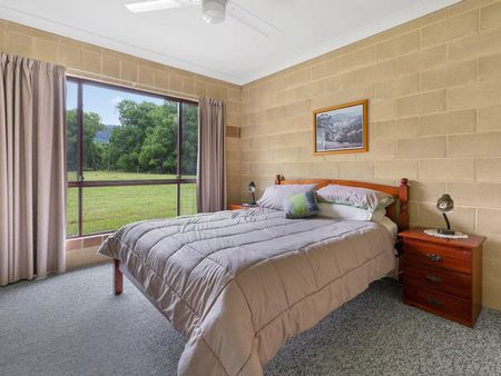 2 Bedroom Unit In Stunning Country Setting Close to Mullum - Photo 4