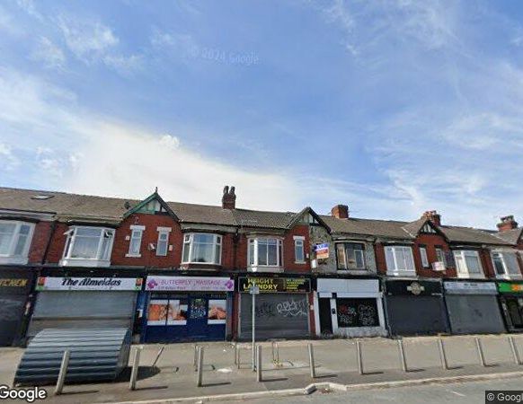 2 Bed Flat, Bolton Road, M6 - Photo 1