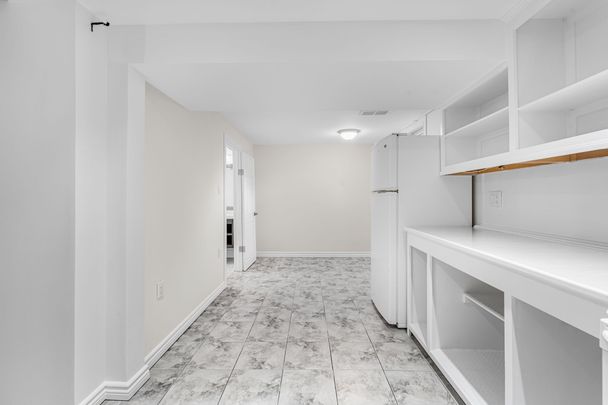 For Lease - 6874 Waters Avenue Unit# Lower, Niagara Falls, Ontario - Photo 1