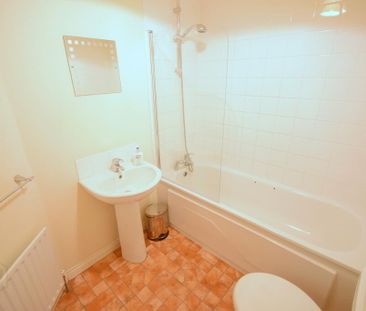 32 Leitrim Street, Kings Court, Belfast, BT6 9BJ - Photo 2