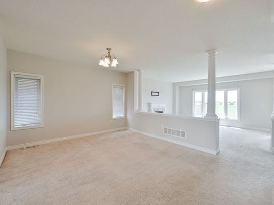 For Lease - 56 Dolomiti Court, Hamilton, Ontario - Photo 1