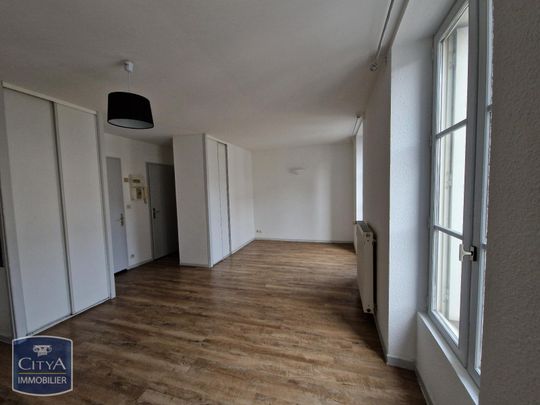 Location Appartement 1 pièce 28m² POITIERS 86000 - Photo 1