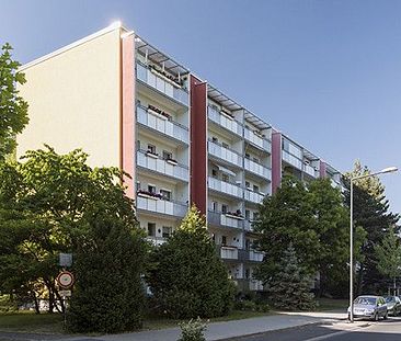 Familienfreundliche 4,5-Zimmerwohnung mit Balkon im 1.OG! - Photo 3