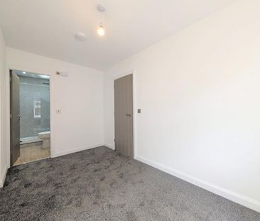 1 bedroom ground floor flat to rent - Photo 3