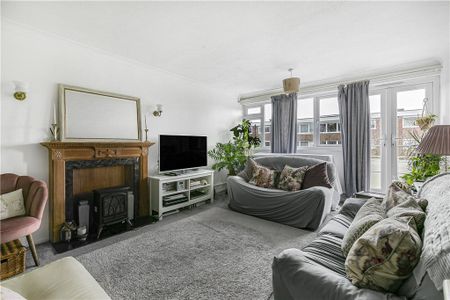 Putney Hill, Putney, SW15 6QR - Photo 2