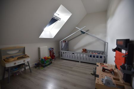 Location Maison 5 pièces 87m² - Photo 5