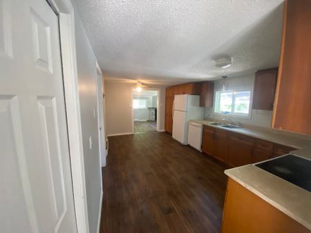 For Lease - 8 Jackie Lane, Georgina, Ontario - Photo 3