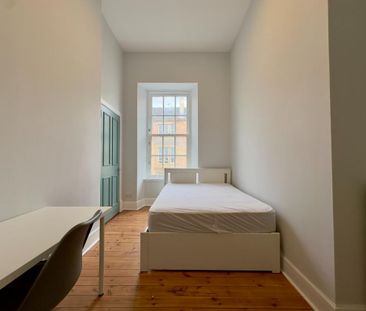5 bedroom flat to rent - Photo 4