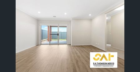 Modern Family Home in Truganina - Photo 2