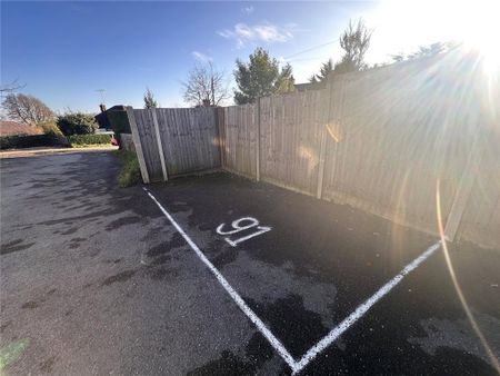 2 bedroom terraced house to rent - Photo 3