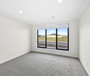 22 Vivid Street, Winter Valley - Photo 1