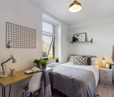 6 bedroom house to rent - Photo 3